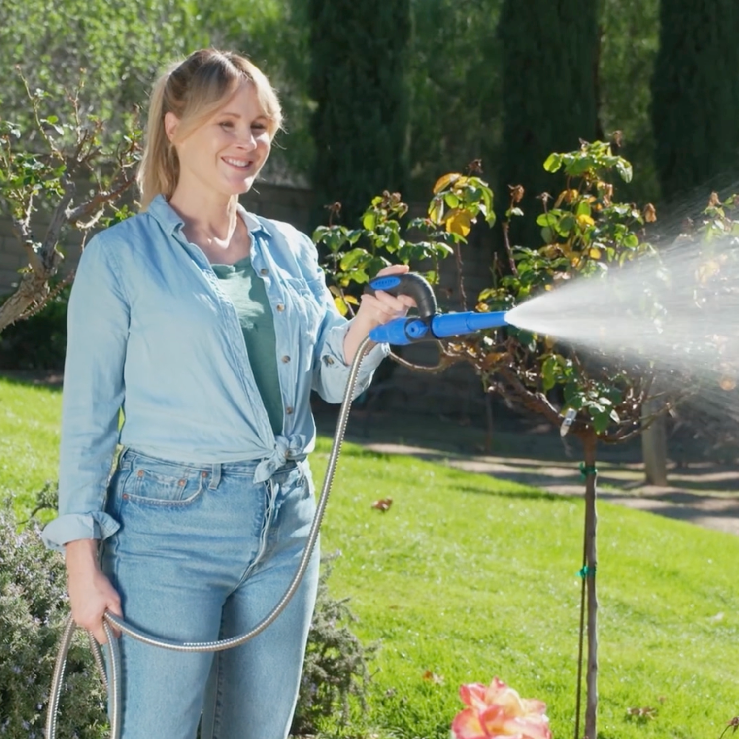 Expanding Metal Garden Hose with Grip Switch